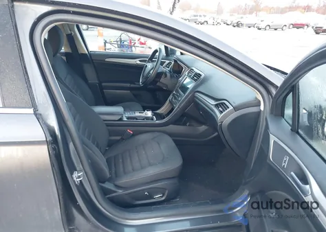 2019 Ford Fusion Hybrid Se из США, поврежденный, VIN 3FA6P0LU6KR117157